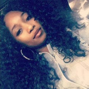 Meet your Posher, Trishay